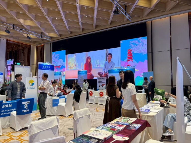 Read more about the article International schools’ “University fair 2025” with Sophia GED